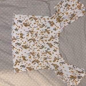 Heart Hips Large White Sunflower Off-The-Shoulder Top